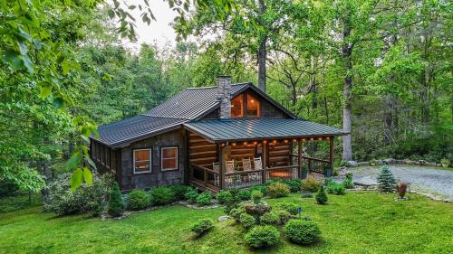 Blowing Rock House | Hemlock Hill Cabin