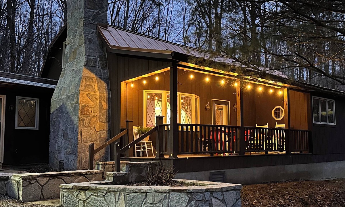 Rockbridge Cabin | Hemlock Retreats - Cabin, 6 Acres, Hot Tub & Winery