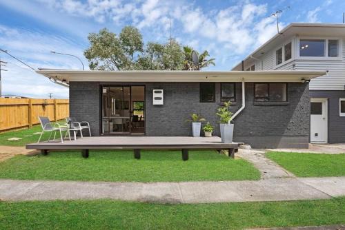 Henderson House | Henderson Oasis