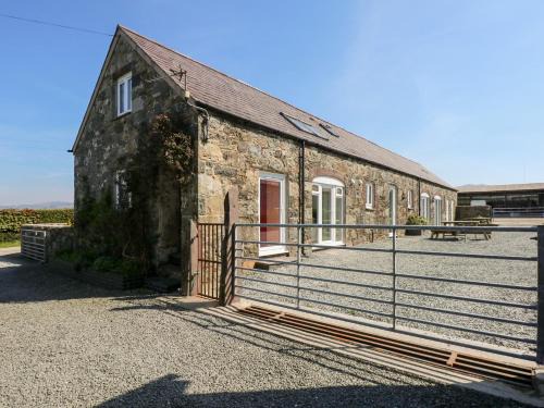 Caernarfon House | Hendre