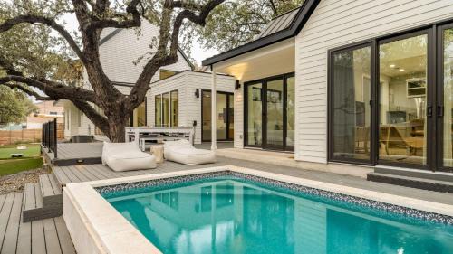 Bouldin House | Henley by AvantStay