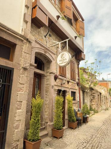 Ayvalik City Center Hotel | Hera Pansiyon