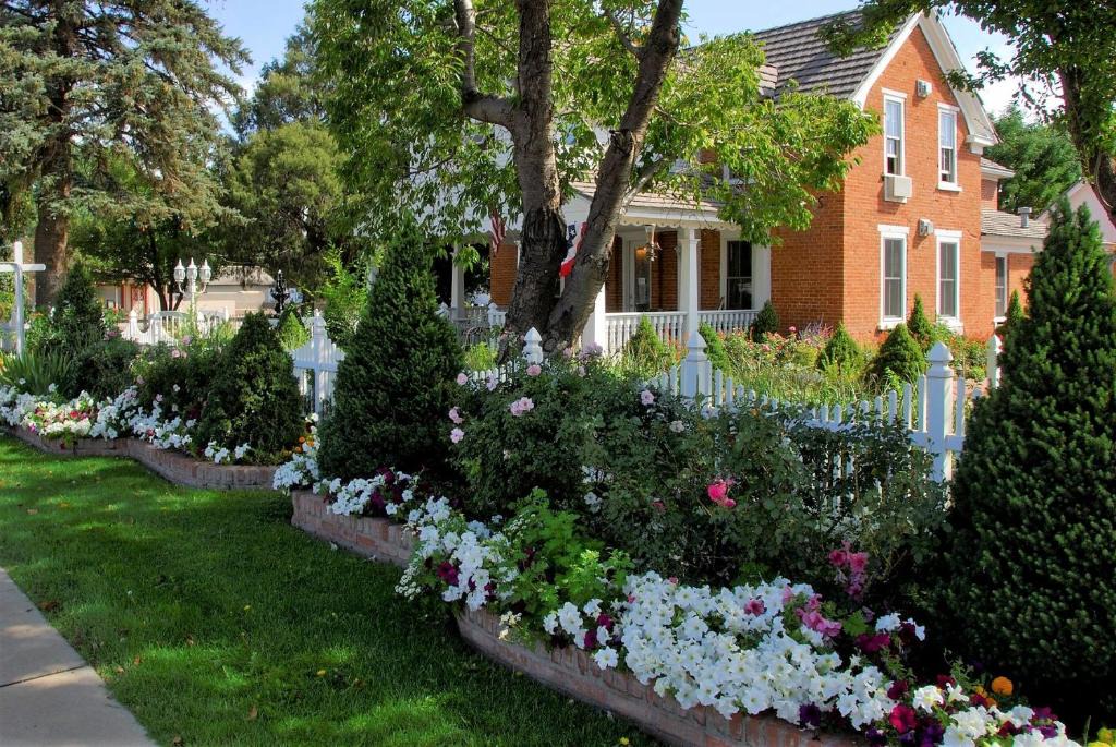 Snowflake Hotel | Heritage Inn