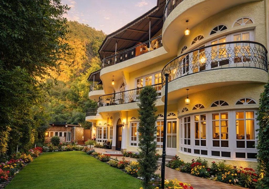 Nishat-Shalimar Hotel | Heritage Rose Inn