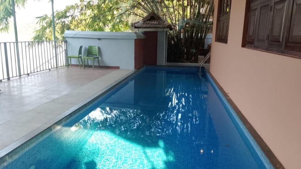 Alwaye Villa | Heritage Waterfront Villa with Private Pool-Aluva