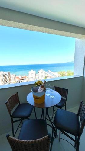Tabuleiro dos Oliveiras Apartment | Hermoso apartamento con vista al Mar