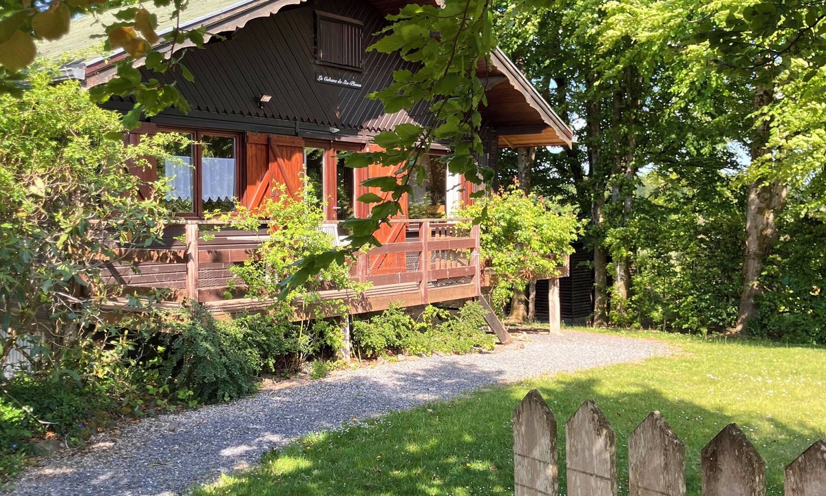 Bievre Ski Chalet | Hexenhäuschen mit Wundervoller Aussicht im Naturpark Vallée de la Semois