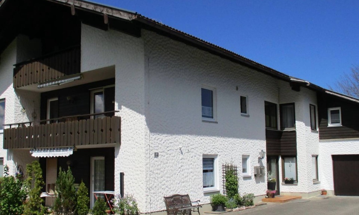 Halblech Apartment | Heyartz, Ferienwohnung Peter - FeWo. I 1. Stock/Wohn-Schlafraum/Dusche