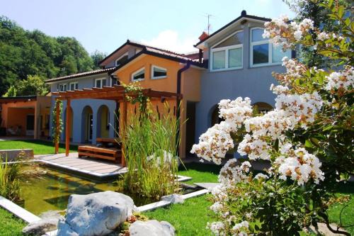 Kodreti House | Hiša posebne Sorte