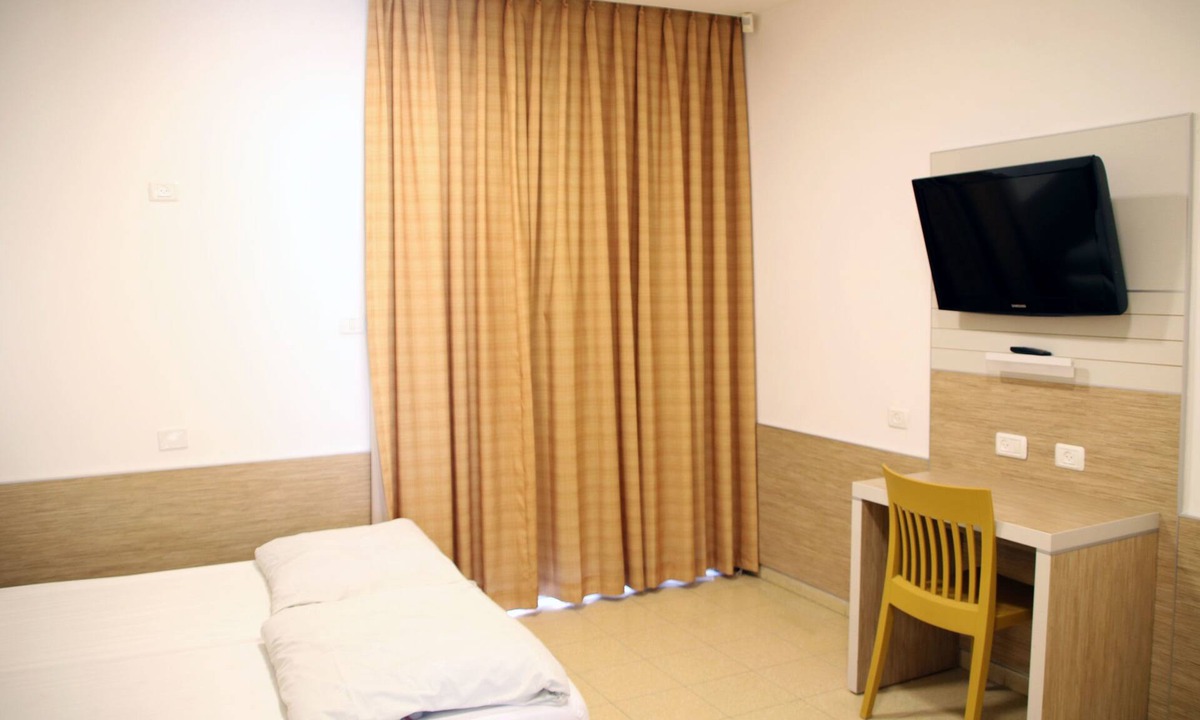 Tamar Hostel | HI Masada Hostel