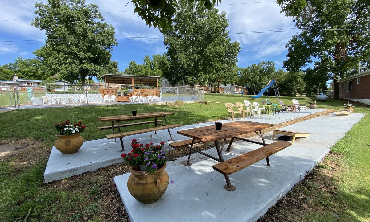 Pittsburg Cabin | Hickory Grove Hideaway Cabin 10