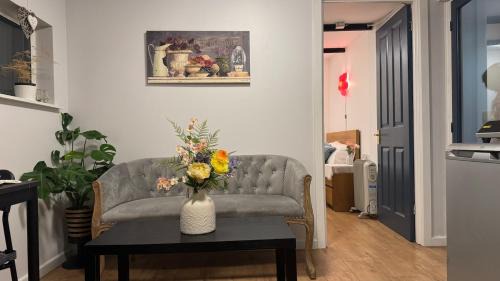 Cray Valley West House | Hidden Gem