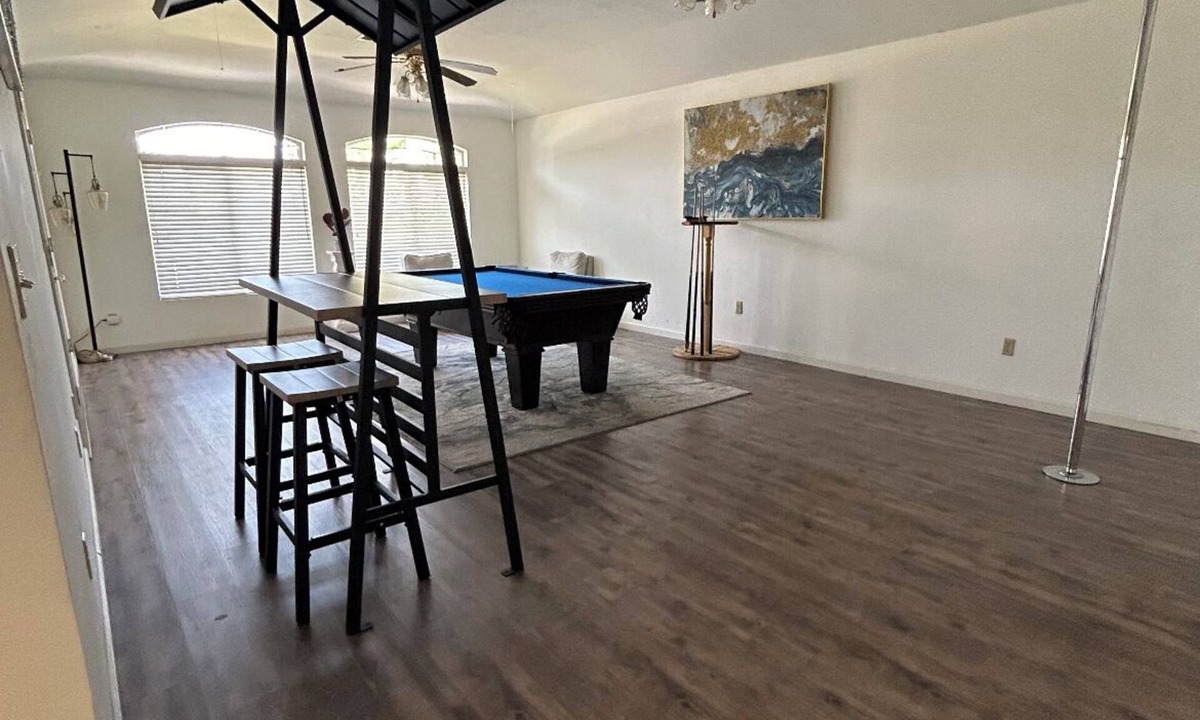 Greenacres House | Hidden Gem Pool | Game Room