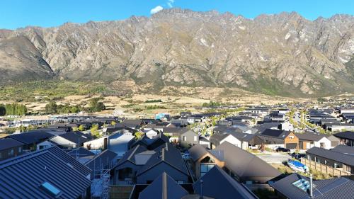 Kawarau Falls House | Hidden Gem Special Offer Sleeps 6