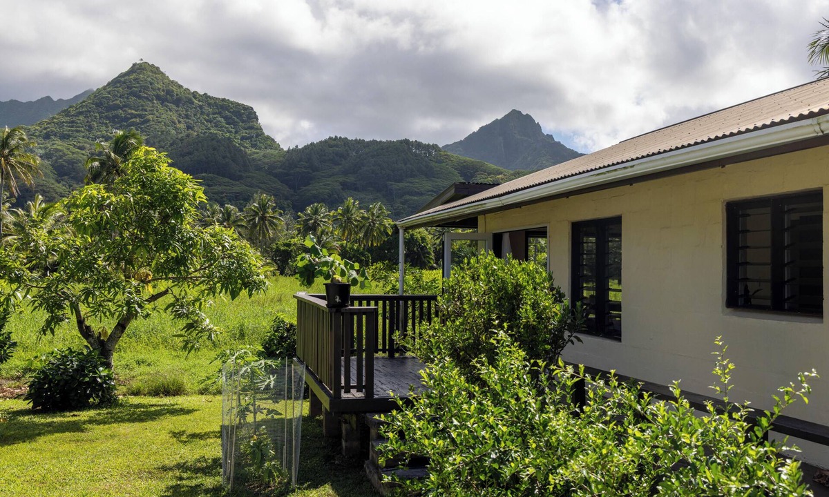 Matavera House | Hidden Haven - Group Stay 7