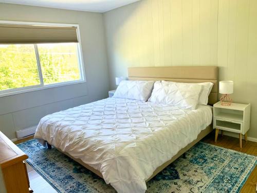 Coal Harbour Apartment | Hidden JEM - Your Home Away From Home