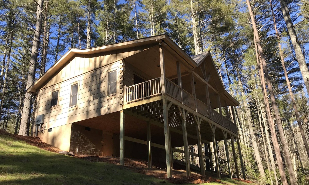 Cherry Log Cabin | Hidden Ridge Hideaway Gilmer Co STRL # 001598