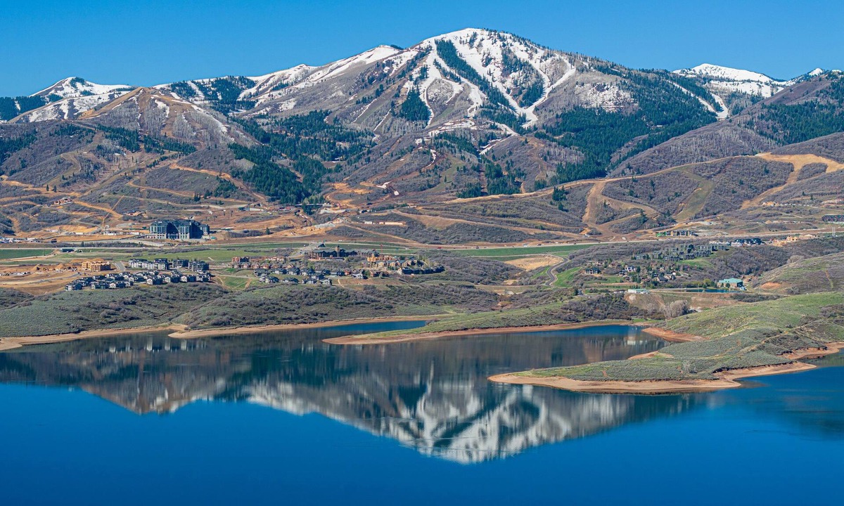 Hideout House | Hideout Epic View Modern Home 10 Min to Deer Valley Lake & Mountain Views