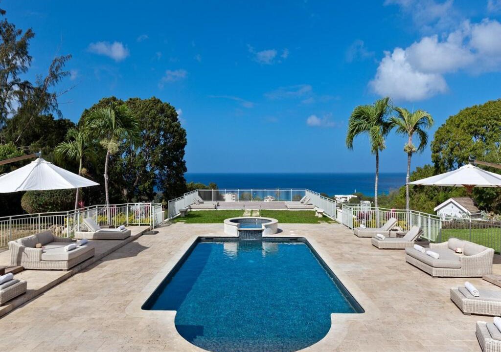 Holder's Hill Villa | High Breeze