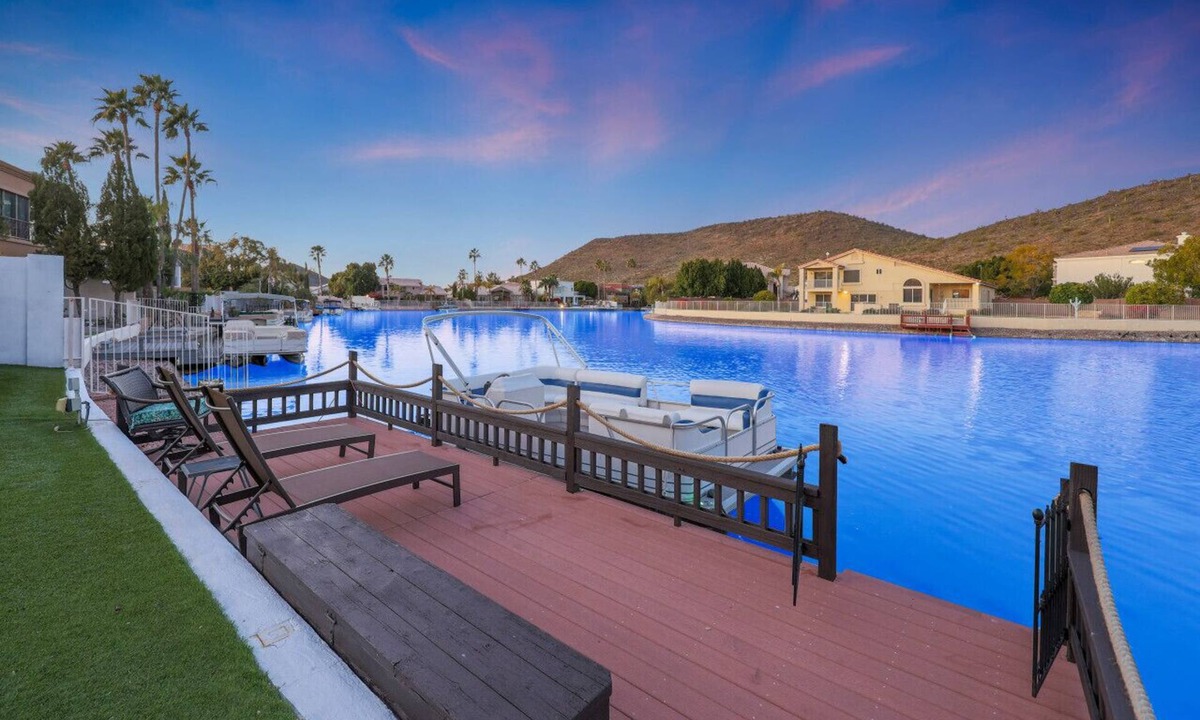Arrowhead Lakes House | High-End Arrowhead Lakes Estate w/Private Boat & Heated Spa