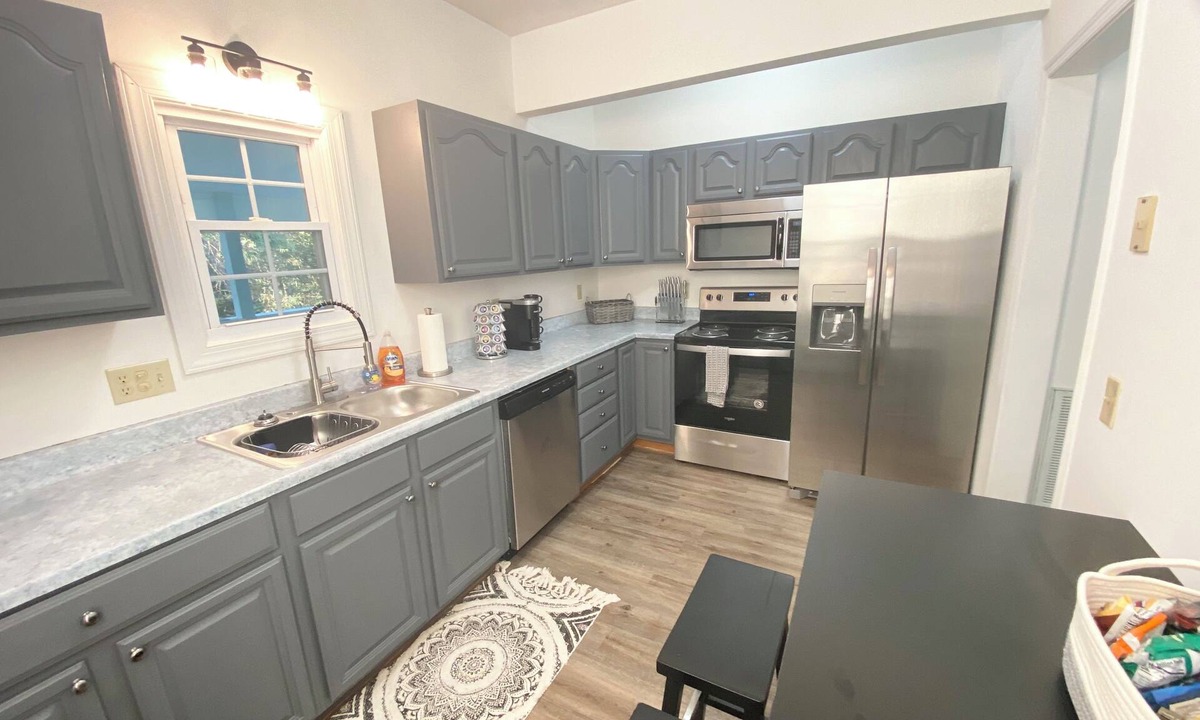 Old Southwest House | High End Downtown 2-Bed Loft, Pet & Child Friendly