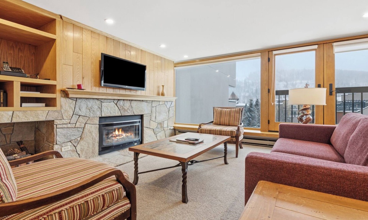 Vail Condo | High-Floor 2BR Fireplace Stunning Vail Mountain Views