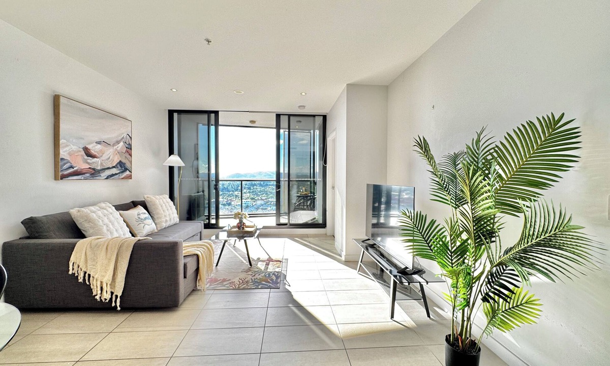 Fortitude Valley Apartment | High-Floor City View 2BR/Free Parking/Heart of FV