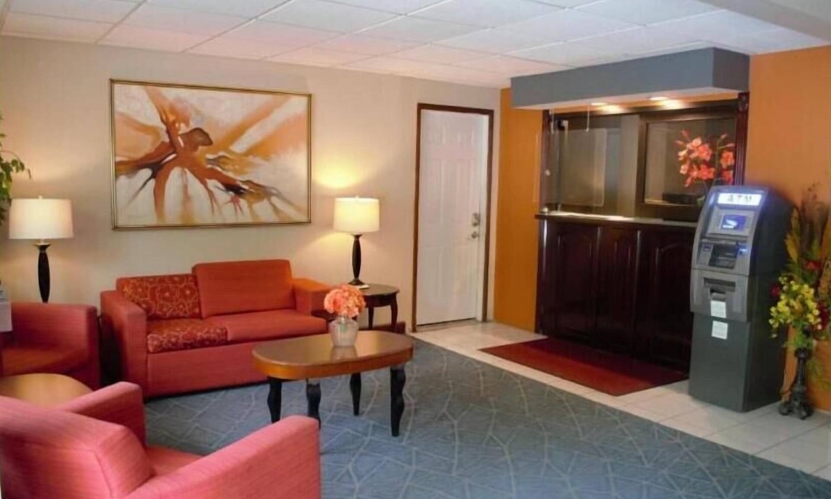 High Point Hotel | High Point Arcadia Inn