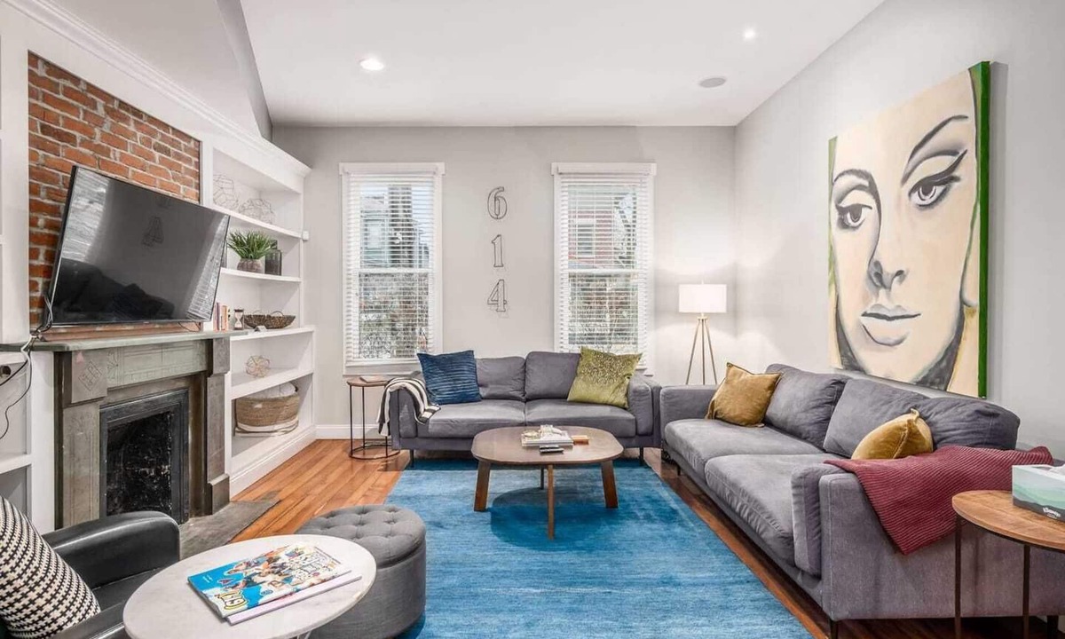 Italian Village House | High St .2mi | King Suite 3 Queens Chef Kitchen & Parking