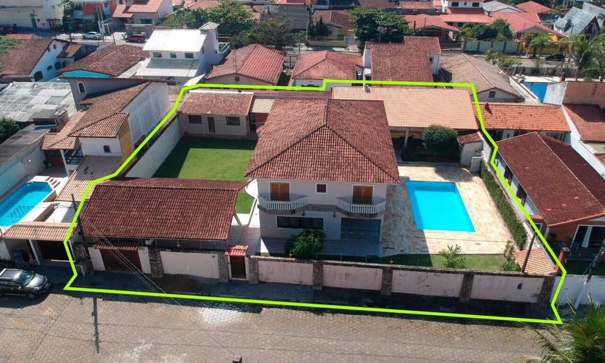 Peruibe House | HIGH STANDARD, 6 SUITES WITH AIR CONDITIONING, LARGE POOL, PRIVILEGED LOCATION