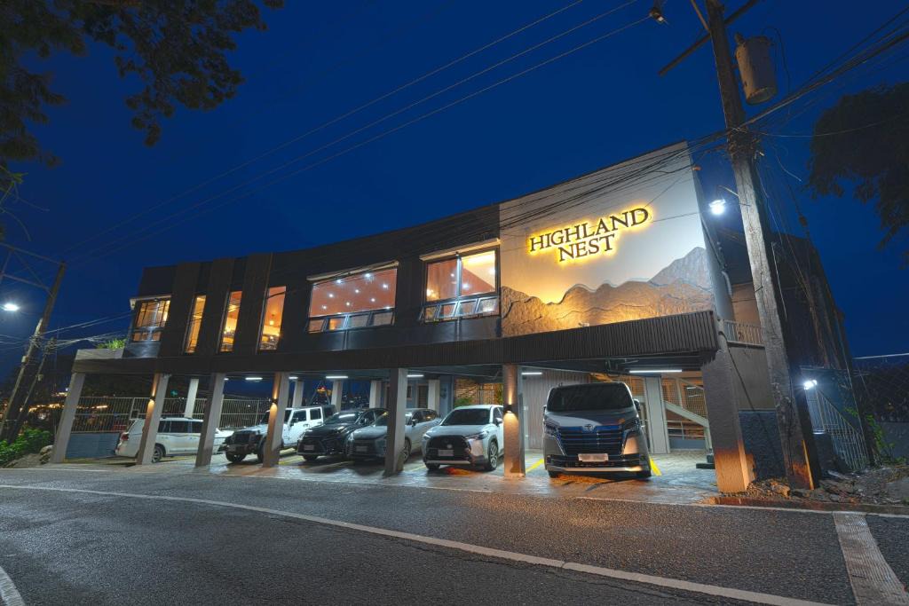 Baguio Hotel | Highland Nest
