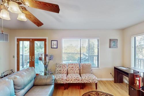 Cloverdale House | Highland Oasis