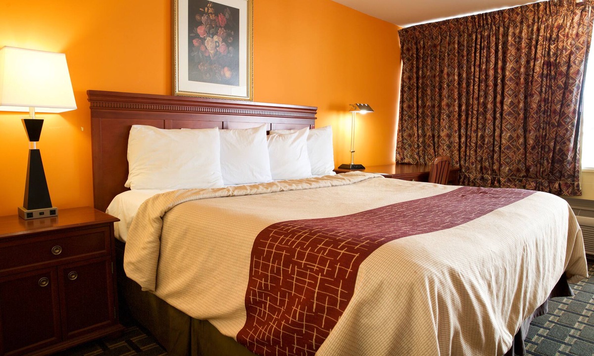 Athens Hotel | Highlander Motel