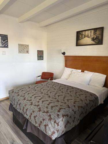 Williams House | Highlander Room 9 Private Room near Route 66