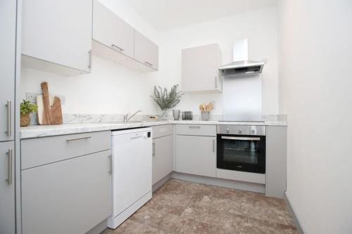 Bradford Apartment | HighPoint 401