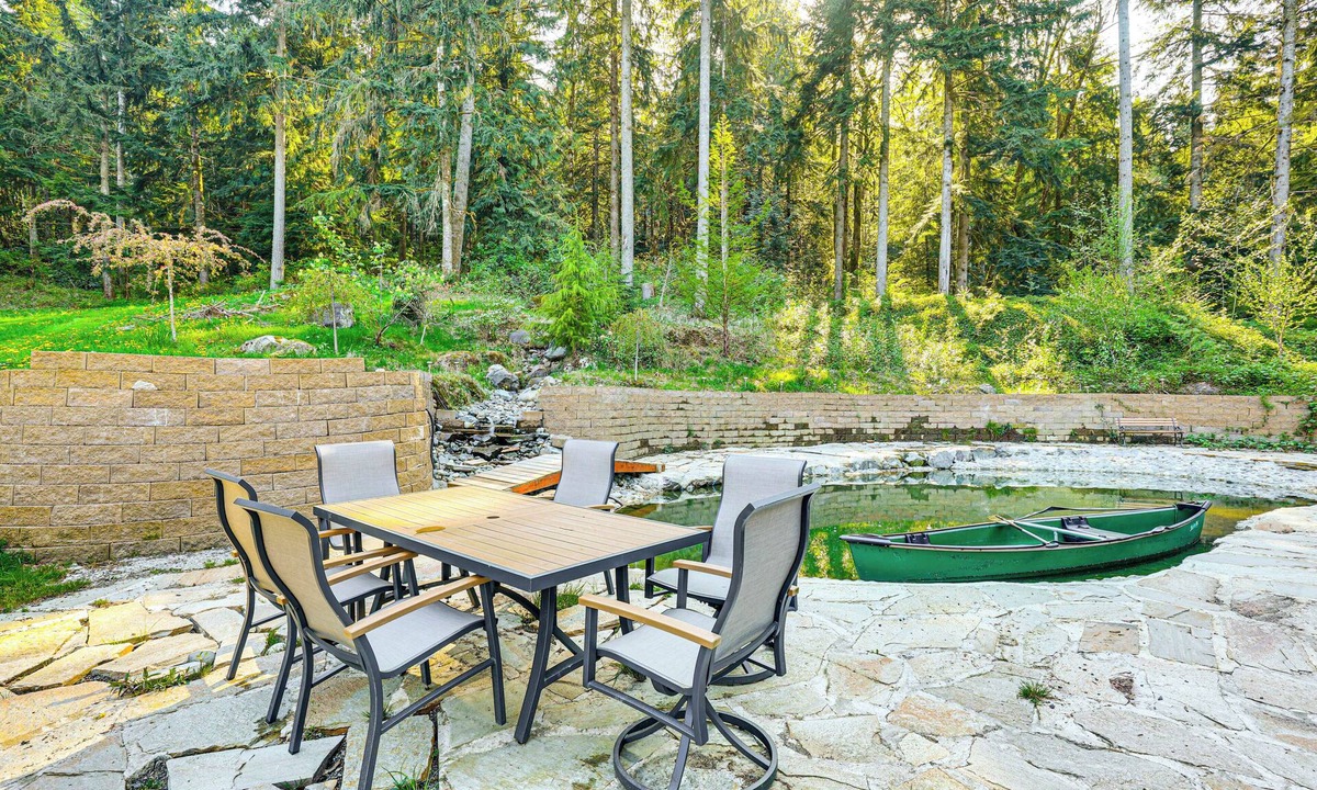 Issaquah House | Hike & Explore: Quiet Suite w/Patio in Issaquah