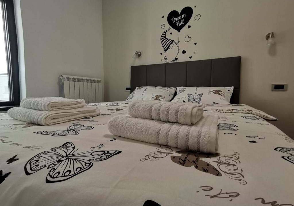Banovo brdo Apartment | Hill Dreams Lux