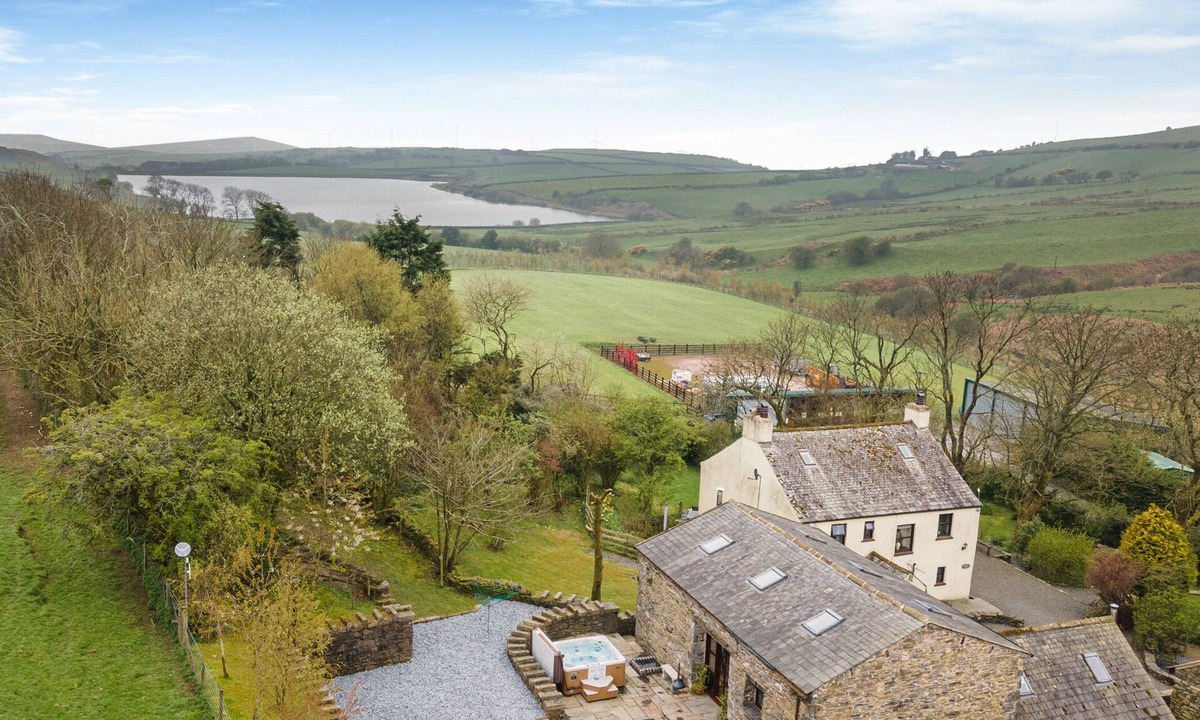 Newland Near Ulverston Cottage | Hill Side Barn