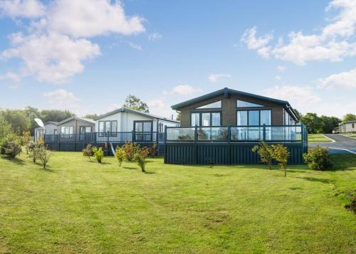 Richmond Resort | Hillcrest Hideaways