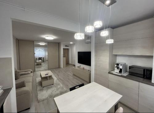 Sector 3 Apartment | Hills pallady