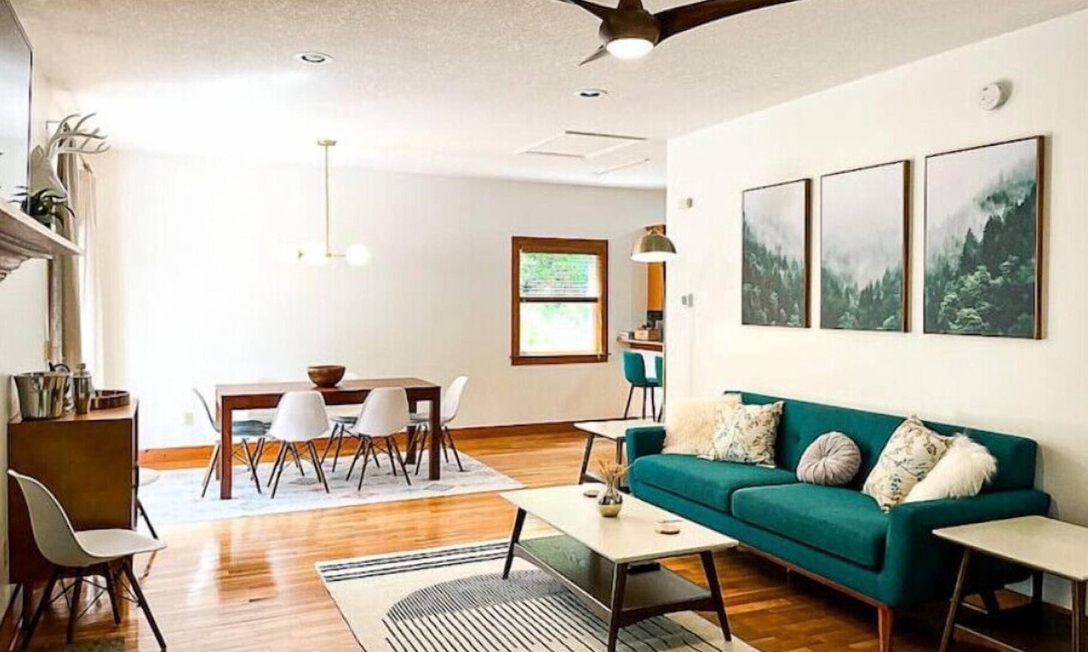 Clayton Cottage | Hillside Cottage ★ Relax/Play/Indulge/Work