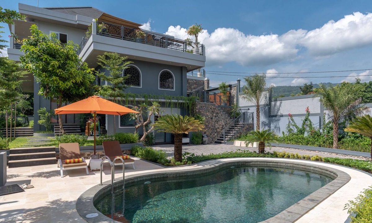 Kayu Putih House | Hillside Lovina Studio 2 - Private Studio in Central Lovina