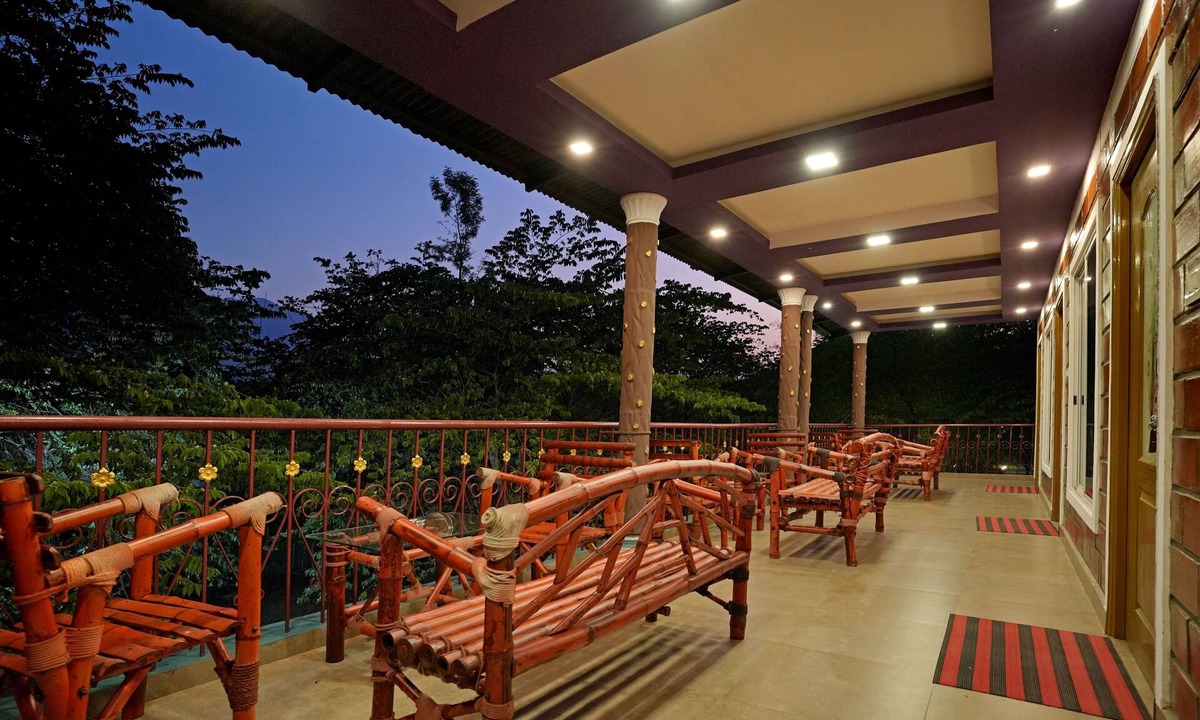 Masinagudi Resort | Hillside Spring Valley