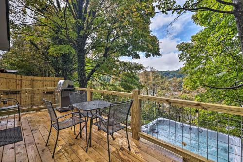 West Jefferson House | Hilltop Hideaway w/Scenic Views & Hot Tub!
