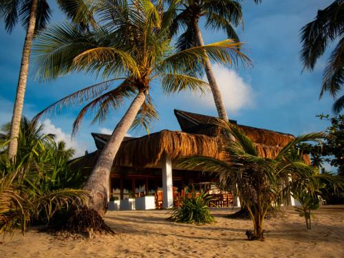 Alegria Bed & Breakfast | HilNer's Beach Resort
