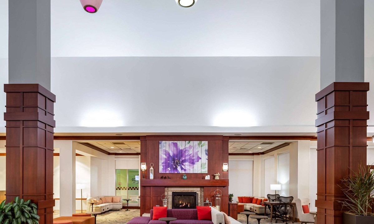 Des Plaines Hotel | Hilton Garden Inn Chicago OHare Airport