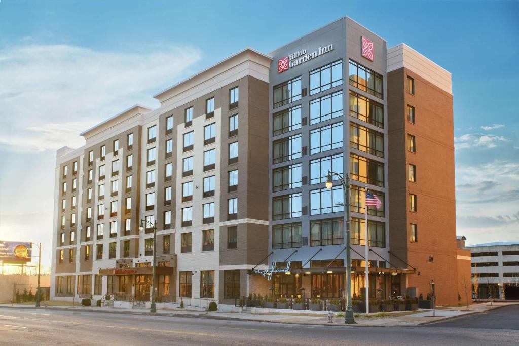 Downtown Memphis Hotel | Hilton Garden Inn Memphis Downtown Beale Street
