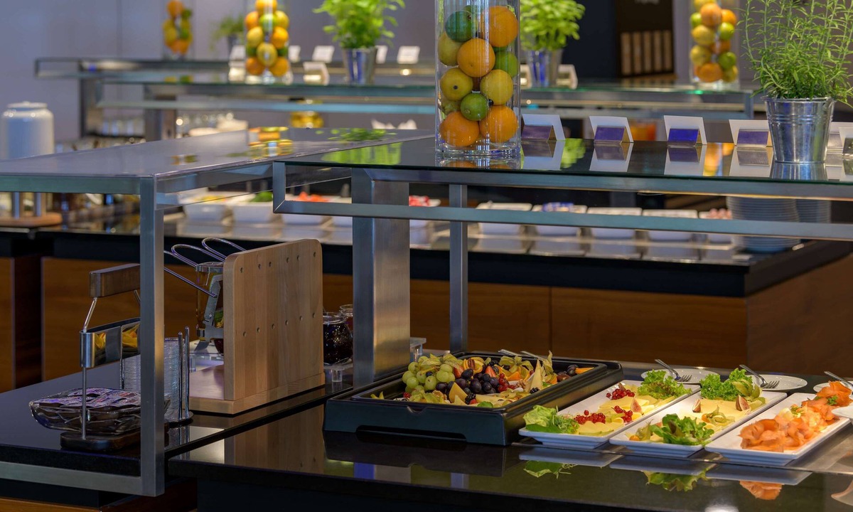 Wasen Hotel | Hilton Garden Inn Stuttgart Neckar Park