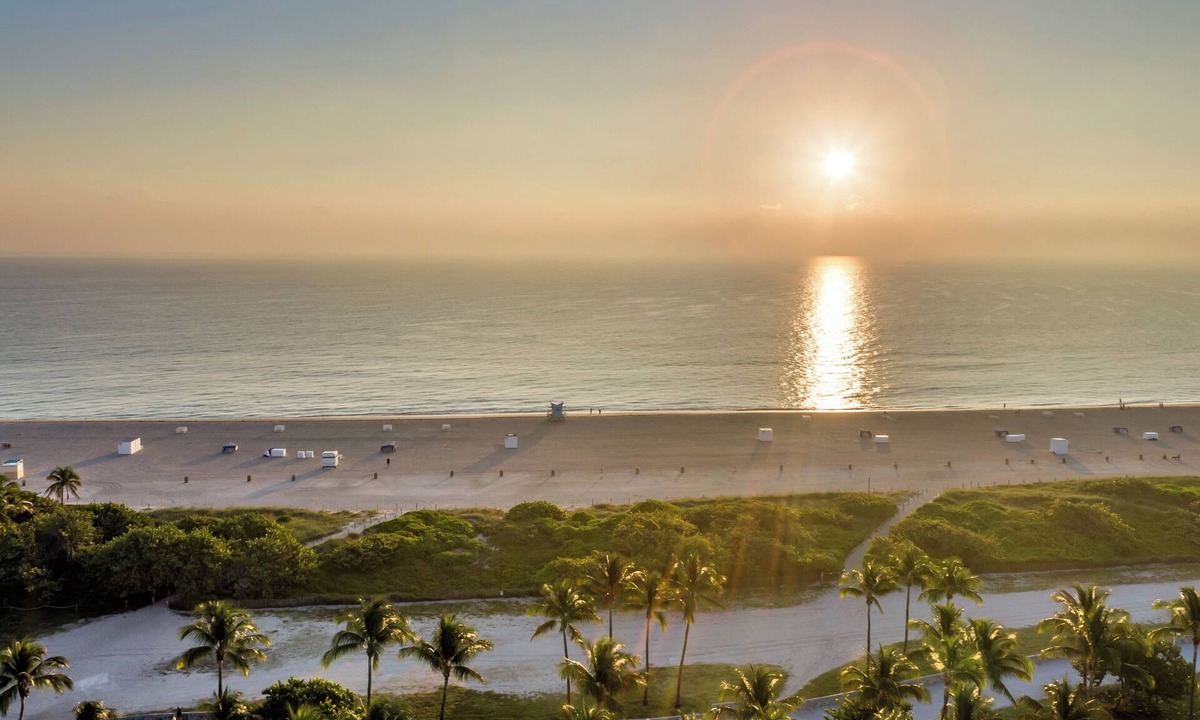 South Beach Resort | Hilton Grand Vacations Club McAlpin Ocean Plaza Miami