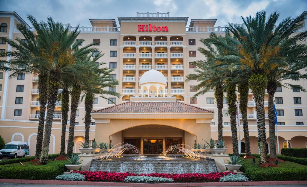 St. Petersburg Hotel | Hilton St. Petersburg Carillon Park